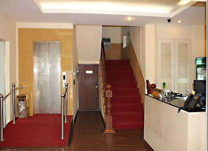 Courtyard By Marriott Phnom Penh Hotel Exterior photo